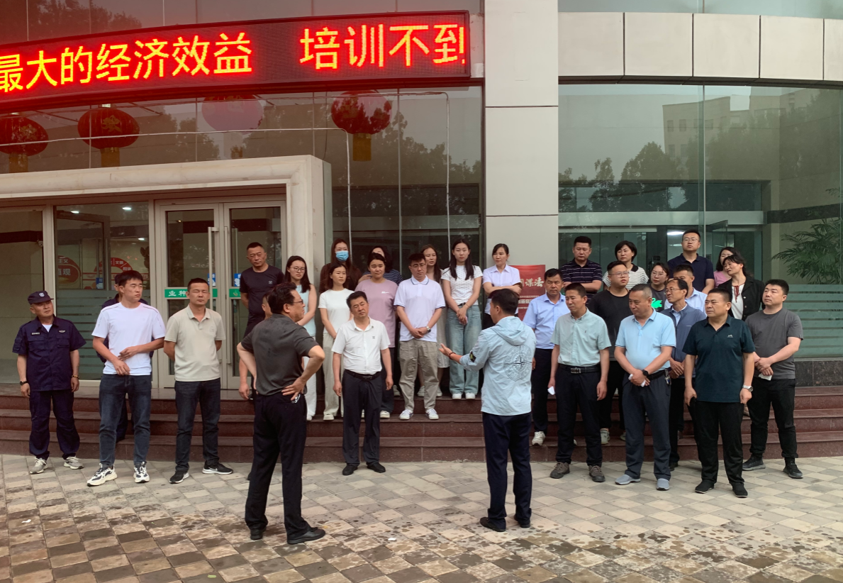 強化應(yīng)急演練 筑牢安全防線｜敦煌種業(yè)集團(tuán)開展消防培訓(xùn)及應(yīng)急逃生演練